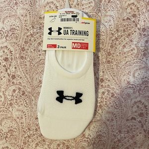 Women’s under armour socks